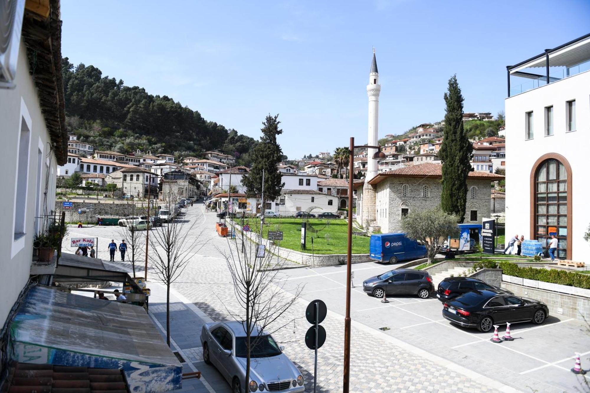 Guest House Cela City Centre Berat Exteriér fotografie
